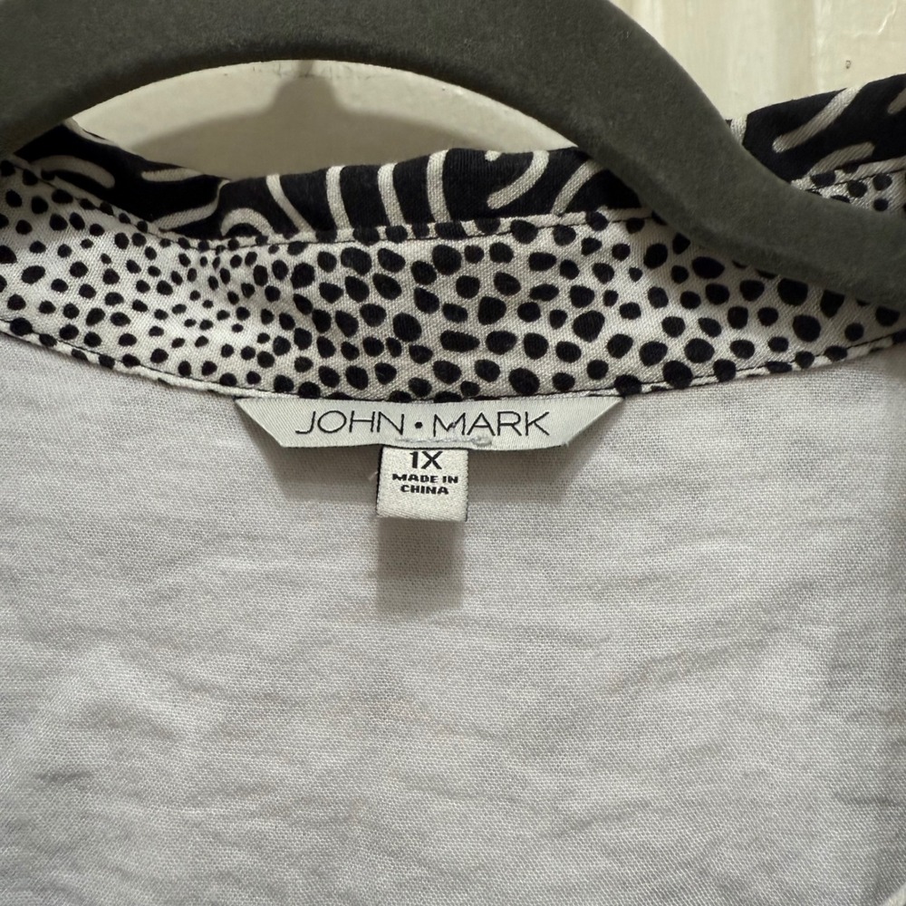 John Mark Womens Button Down Beach Print Blouse Top Summer AOP Plus Size 1X - Picture 2 of 7